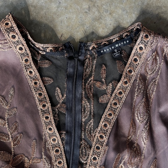 Black and Gold Lace Romper - Picture 4 of 6